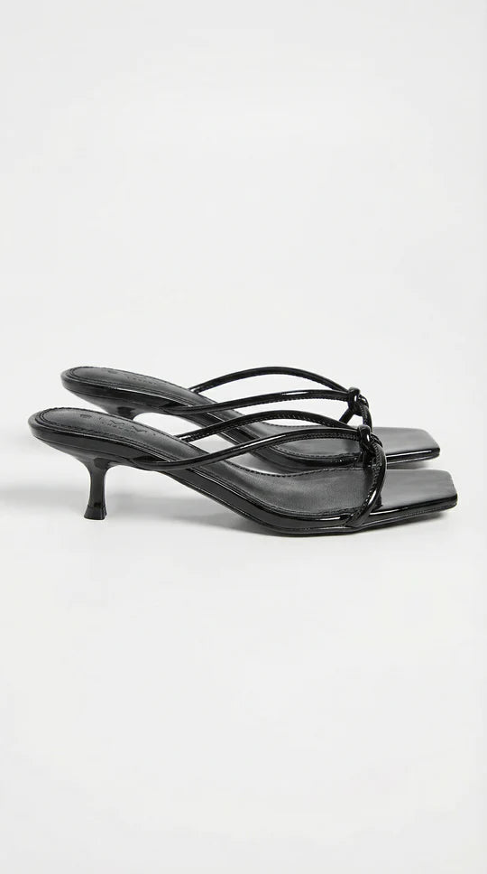 Sandalias con tacón Christina y detalle de nudo
