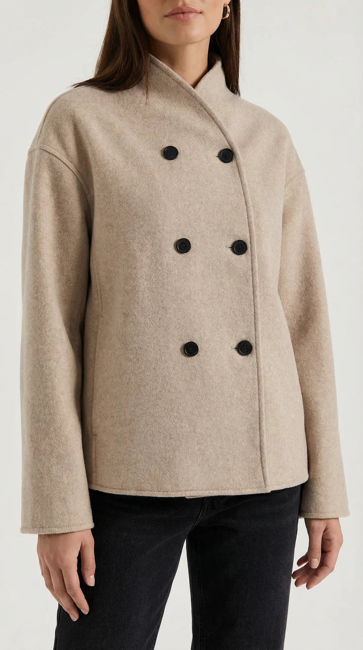 Chaqueta Oversized 'Pamela' con Cierre de Botones